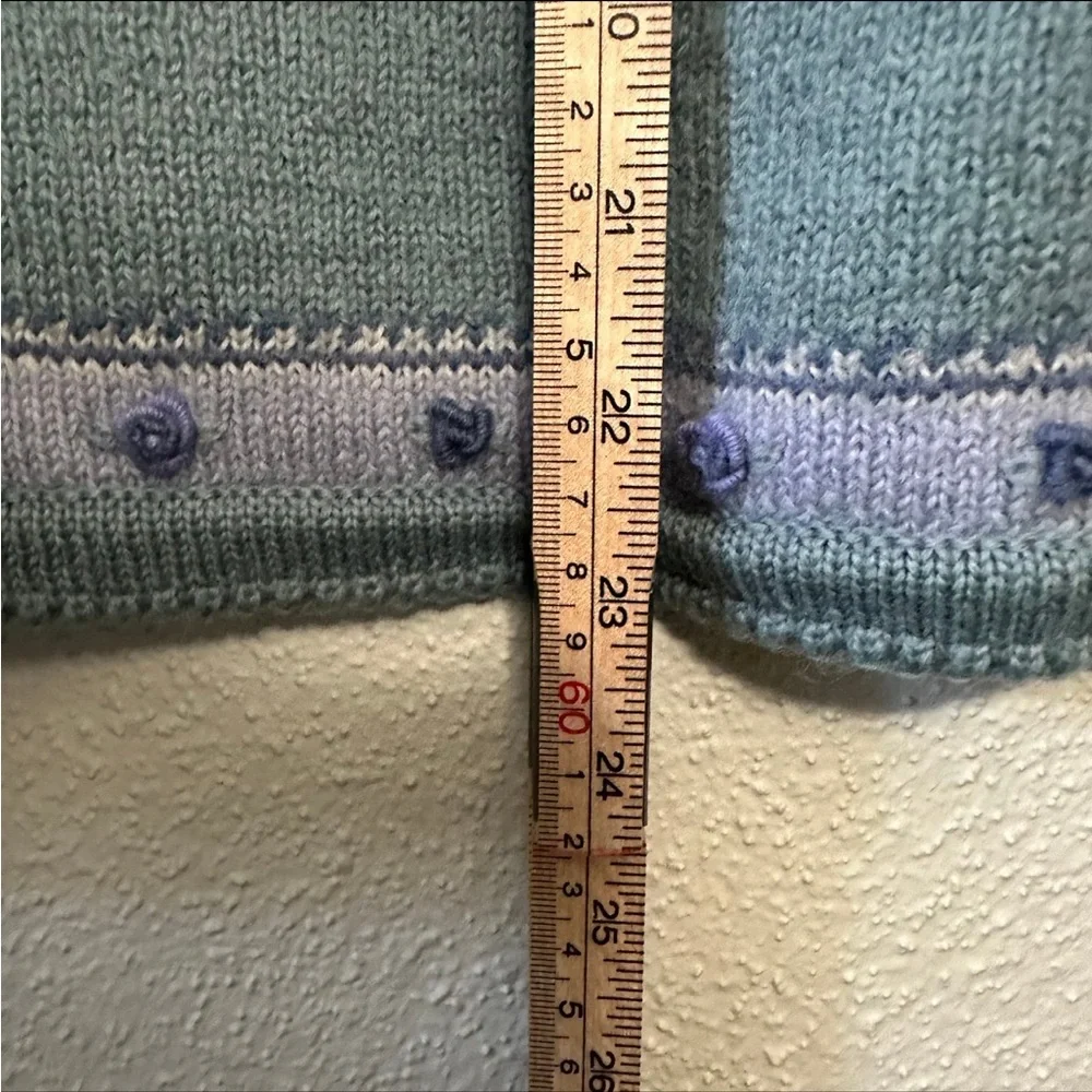 Tally Ho Blue and Gray Floral Fair Isle Cardigan Sweater Medium - Picture 7 of 8